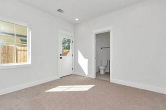 Building Photo - 5418 Wheatley St