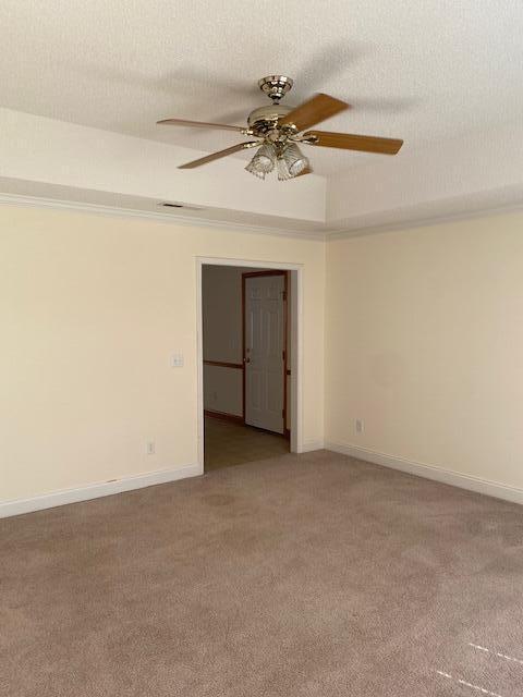 Building Photo - 3501 Beacon Dr