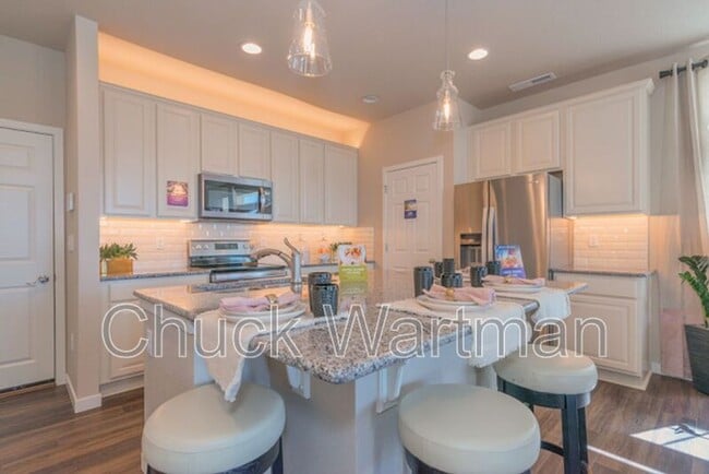 Building Photo - 9336 Portmar Dr.