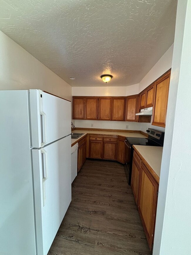 Building Photo - 2432 S 5th St W