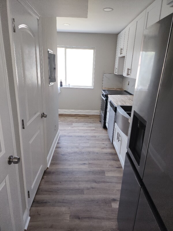 Foto del edificio - 390 W Lake Ave NW