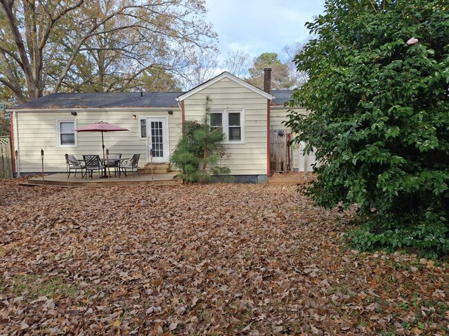 Building Photo - 4517 Delmar Dr