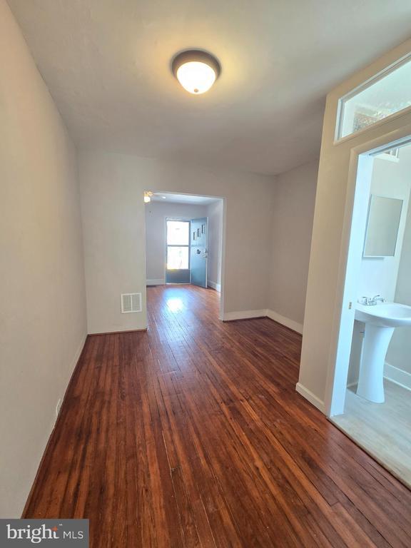 Foto del edificio - 316 Woodbine Ave