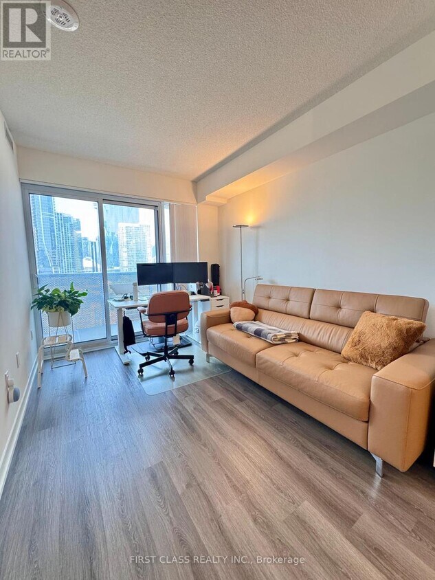 Photo principale - 138-1138 Downes St