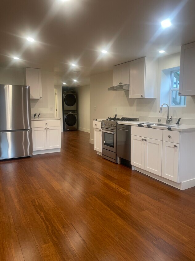 Foto principal - 1453 Hampel St