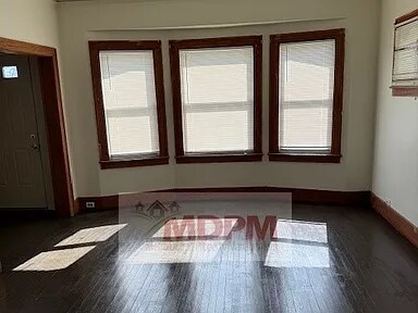 Foto del edificio - 5036 Dailey Ave