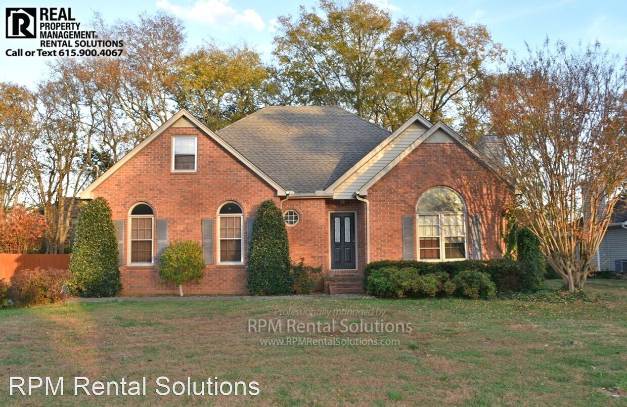 4 br, 2.5 bath House 2544 Choctaw Trce House Rental in Murfreesboro