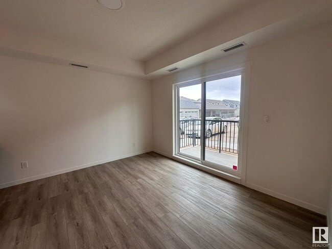 Building Photo - 9227 228 St NW