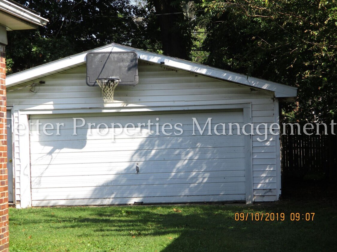 Foto del edificio - Available Now Don't Miss Out!