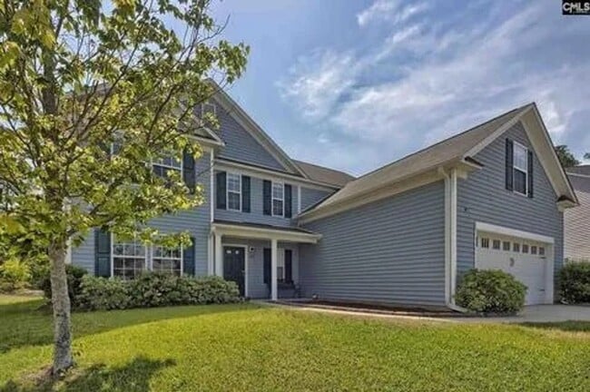 Building Photo - Great Location with Plenty of Space.