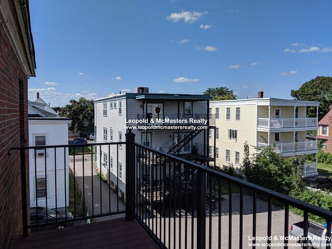 Building Photo - 80 Litchfield St