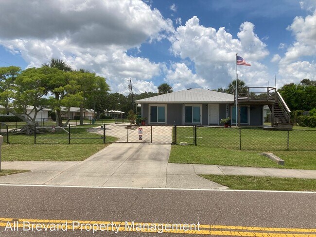 Building Photo - 3 br, 2 bath House - 2840 Pineapple Ave