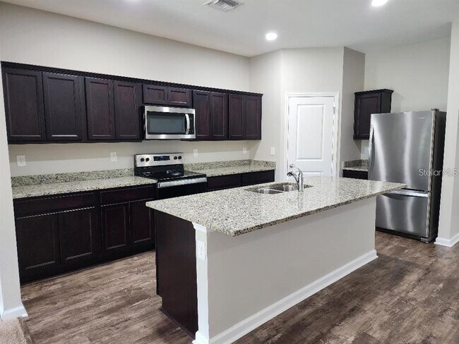 Foto del edificio - 35215 Daisy Meadow Loop