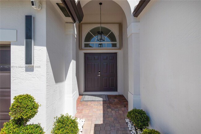 Foto del edificio - 649 SW 168th Way
