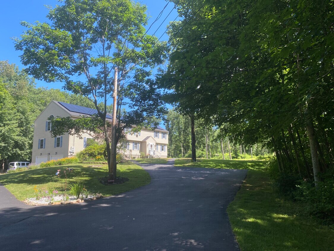 1429 Tatnic Rd, Wells, ME 04090 Townhome Rentals in Wells ME