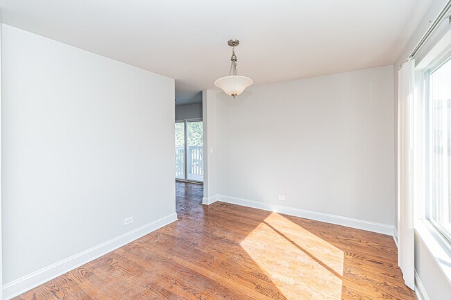 Building Photo - 2265 N Orchard Ln