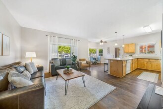 Building Photo - 6601 N Spurwing Loop