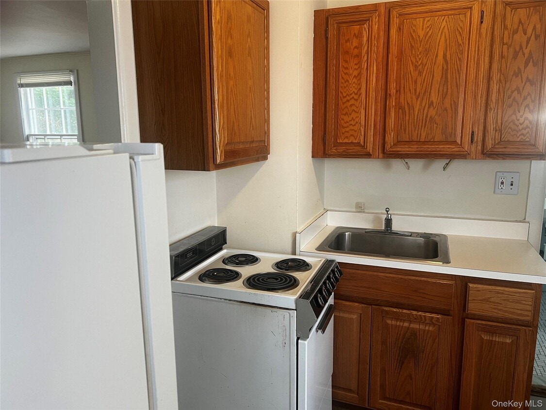 Building Photo - 14 Oyster Bay Road