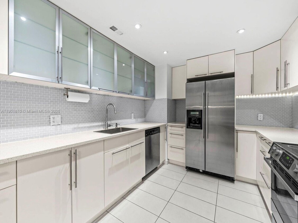 Photo - 600 Biltmore Way 902, Coral Gables, FL 33134