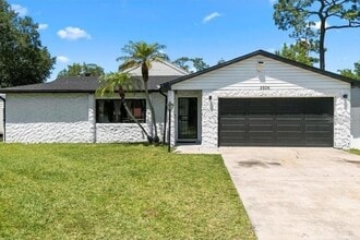 Building Photo - 2506 Bali Cir