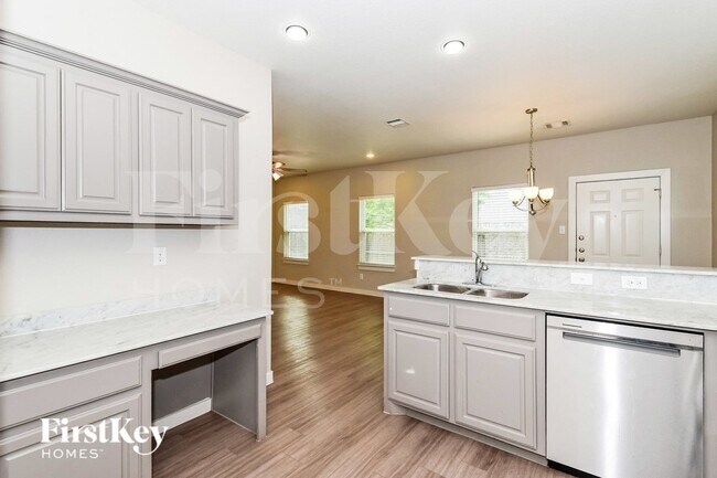 Building Photo - 9948 Rio Doso Dr
