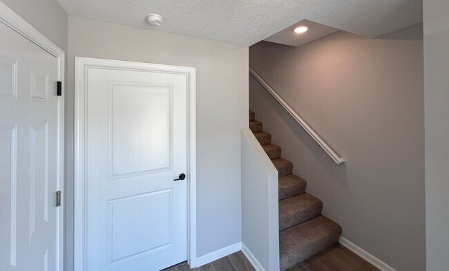 Building Photo - SIERRA TANGO CREEK RIDGE, LLC