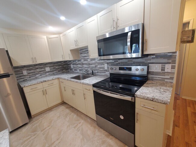 Foto del edificio - 5203 NE 24th Terrace