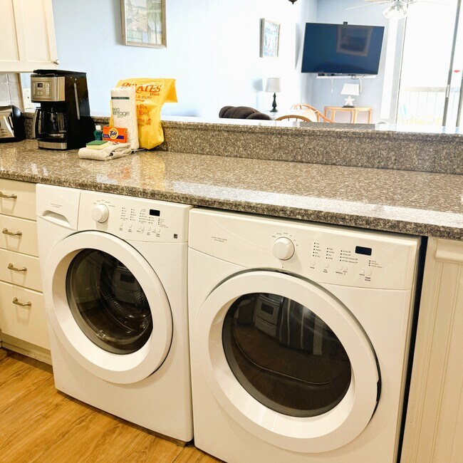 Foto del edificio - 4111 S Ocean Blvd