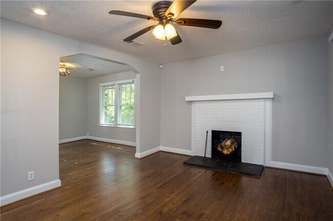 Foto del edificio - 785 Bellemeade Ave NW
