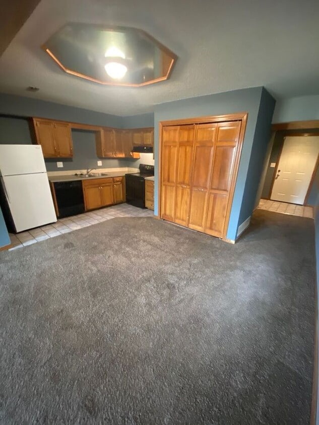 101 SW Oxford Pl, Lee's Summit, MO 64063 Townhome Rentals in Lee's