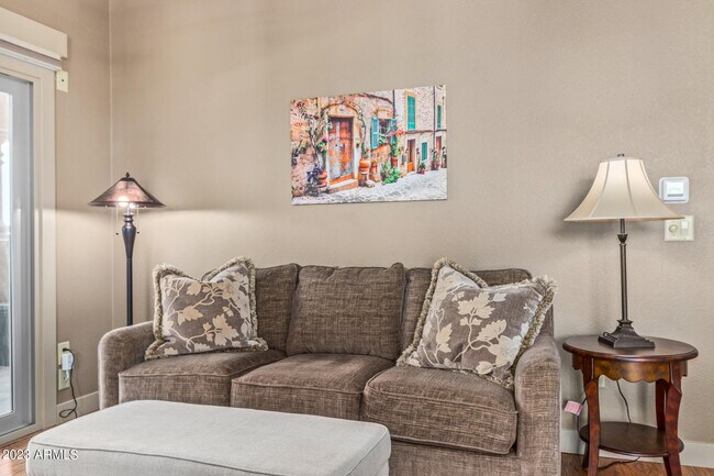 Foto del edificio - 14950 W Mountain View Blvd