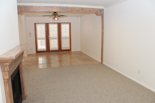 Foto del edificio - Immaculate El Matador 2 bedroom, 1 bath unit with private carport area, Available early March 2026