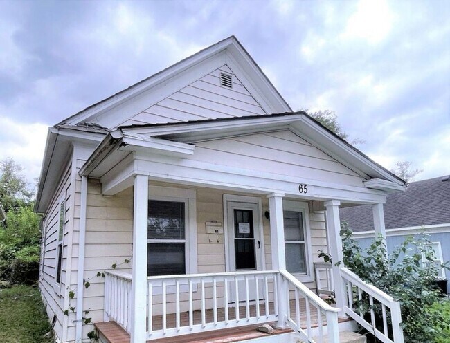 Foto del edificio - COMING SOON- 2 Bed 1 Bath Home!