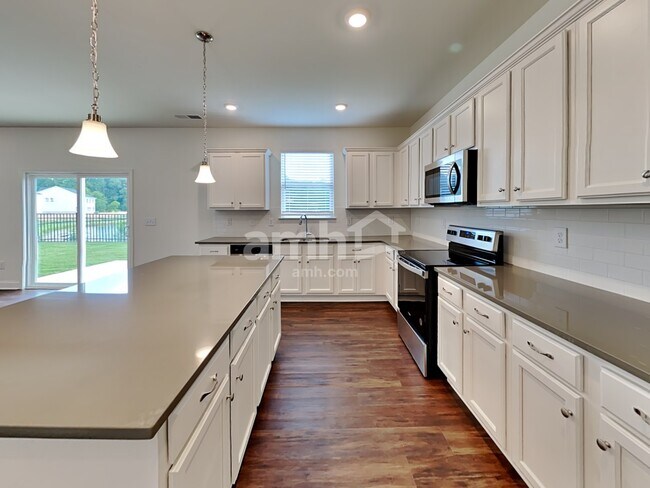 Foto del edificio - 868 Carnaby Ln