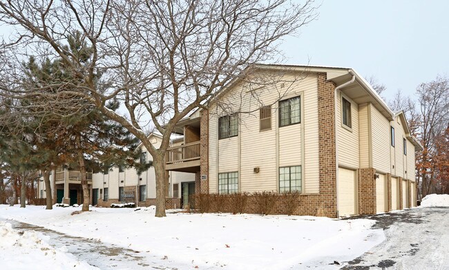 Foto del edificio - Lakeview Village Apartments