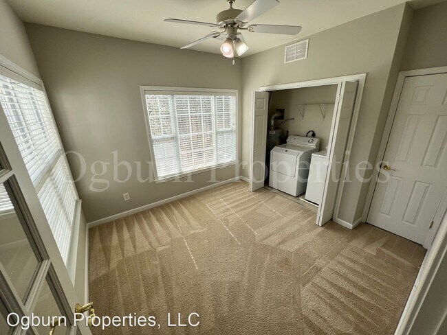 Foto del edificio - 2 br, 2 bath House - 6981 HANESBROOK CIR, ...