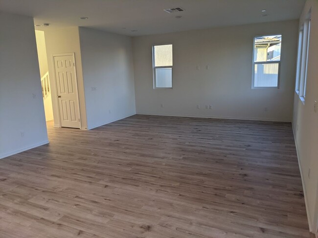 Foto del edificio - Gorgeous 3 Bedroom Home in Temecula with S...