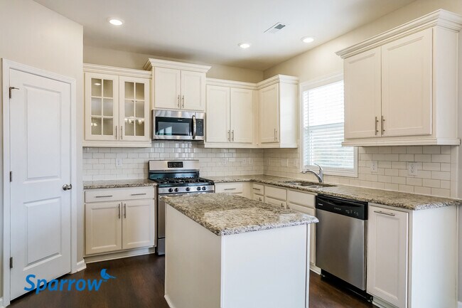Foto del edificio - 2365 Longmont Drive