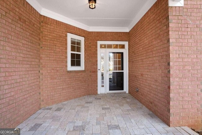 Building Photo - 6355 Marlow Dr