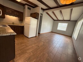 Building Photo - 3602 N Wilder Rd