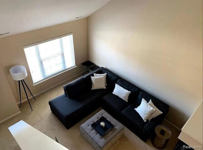 Foto del edificio - 3202 Camden Dr