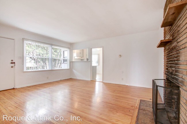 Building Photo - 2302 32nd St