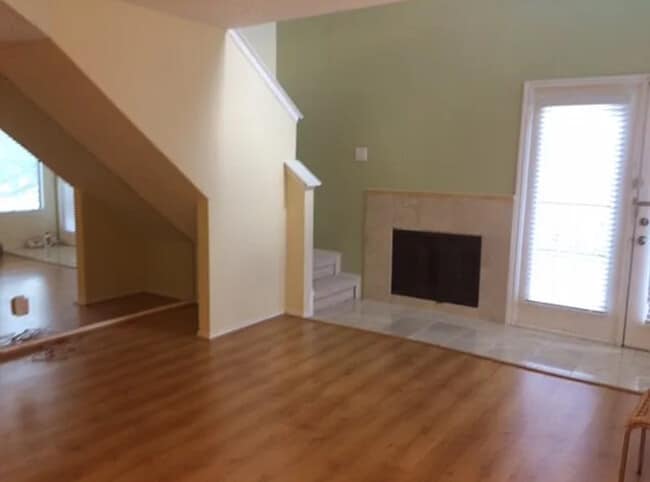Building Photo - 2300 Balsam Dr