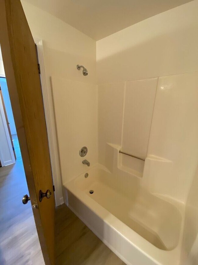 Building Photo - 8005 60th Ave