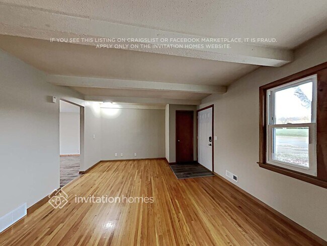 Foto del edificio - 2911 W 85th St