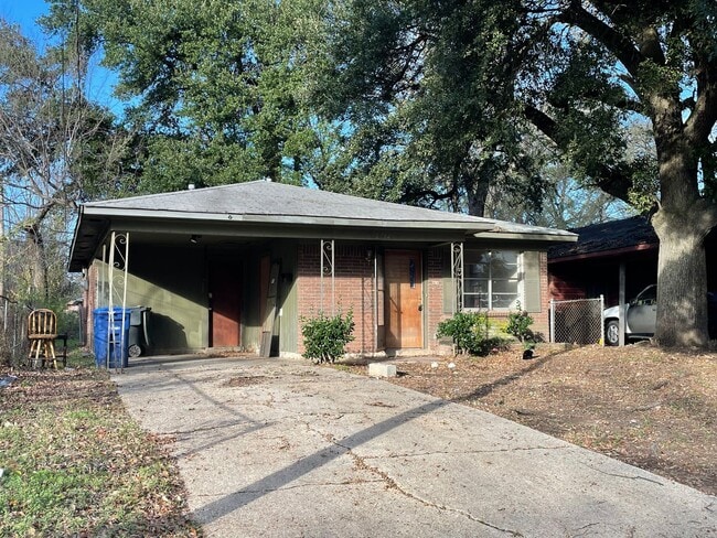 Building Photo - Cute 3 Bedroom Home in Mooretown