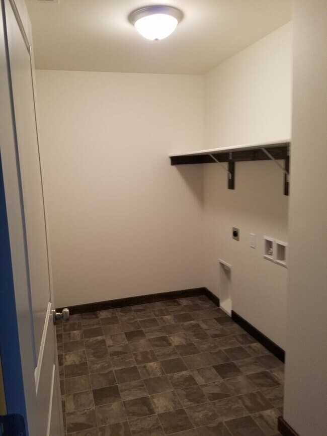 Foto del edificio - 1504 Butler Creek Ave