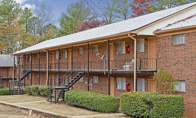 Building Photo - Shallowford Arms Apartments