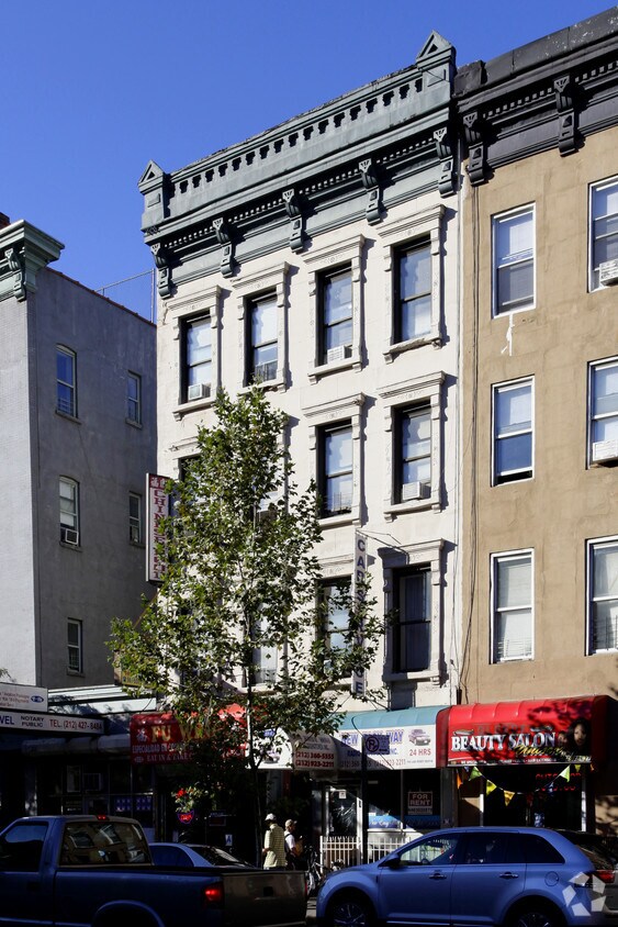 Foto del edificio - 153 E 106th St