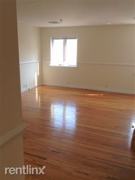 Foto del edificio - 1024 Clinton St